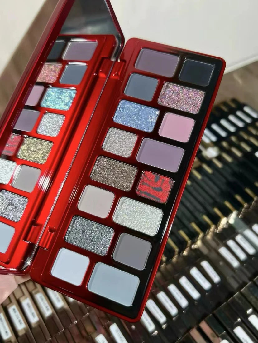 Qianyan  16-Color Luxury Eyeshadow Palette